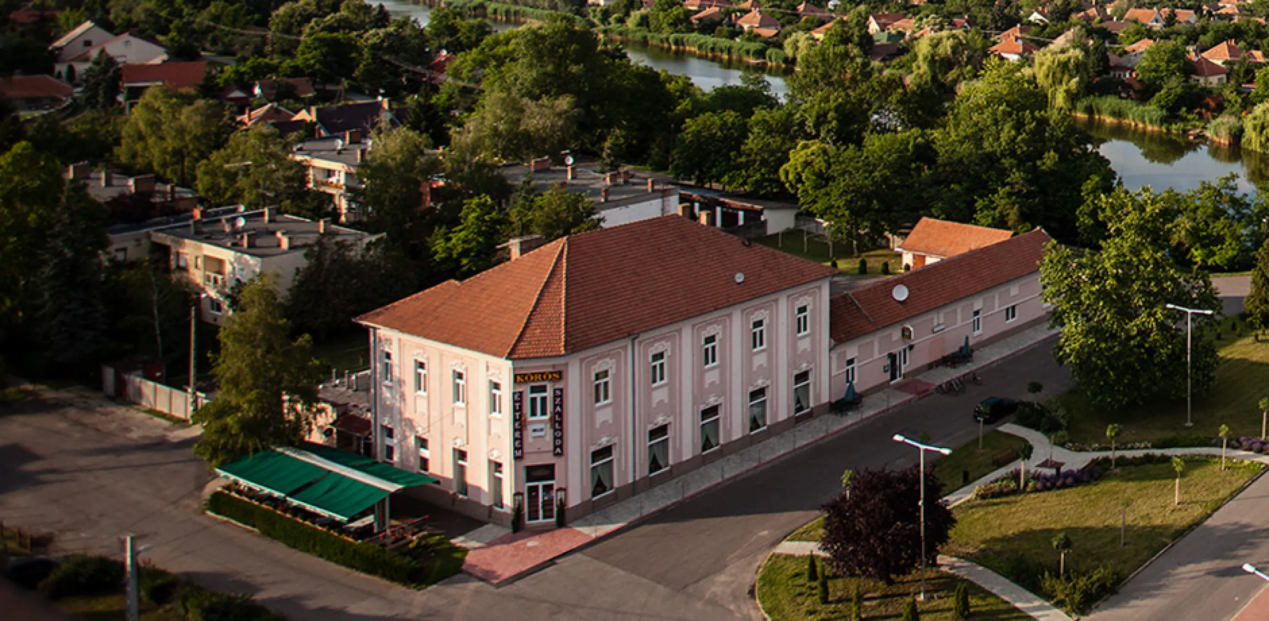 Körös Panzió és Étterem****